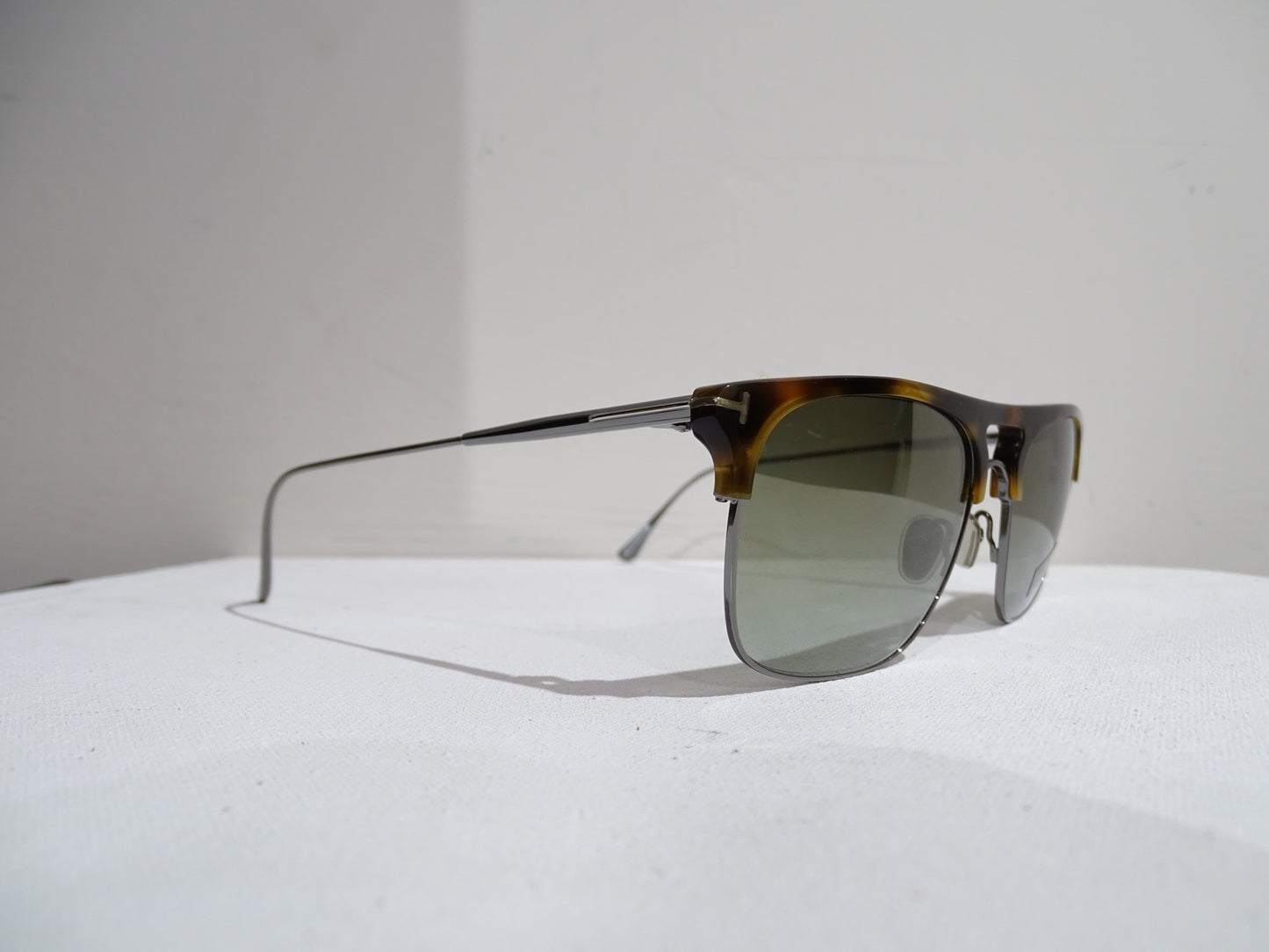TOM FORD Sunglasses TF830 53Q