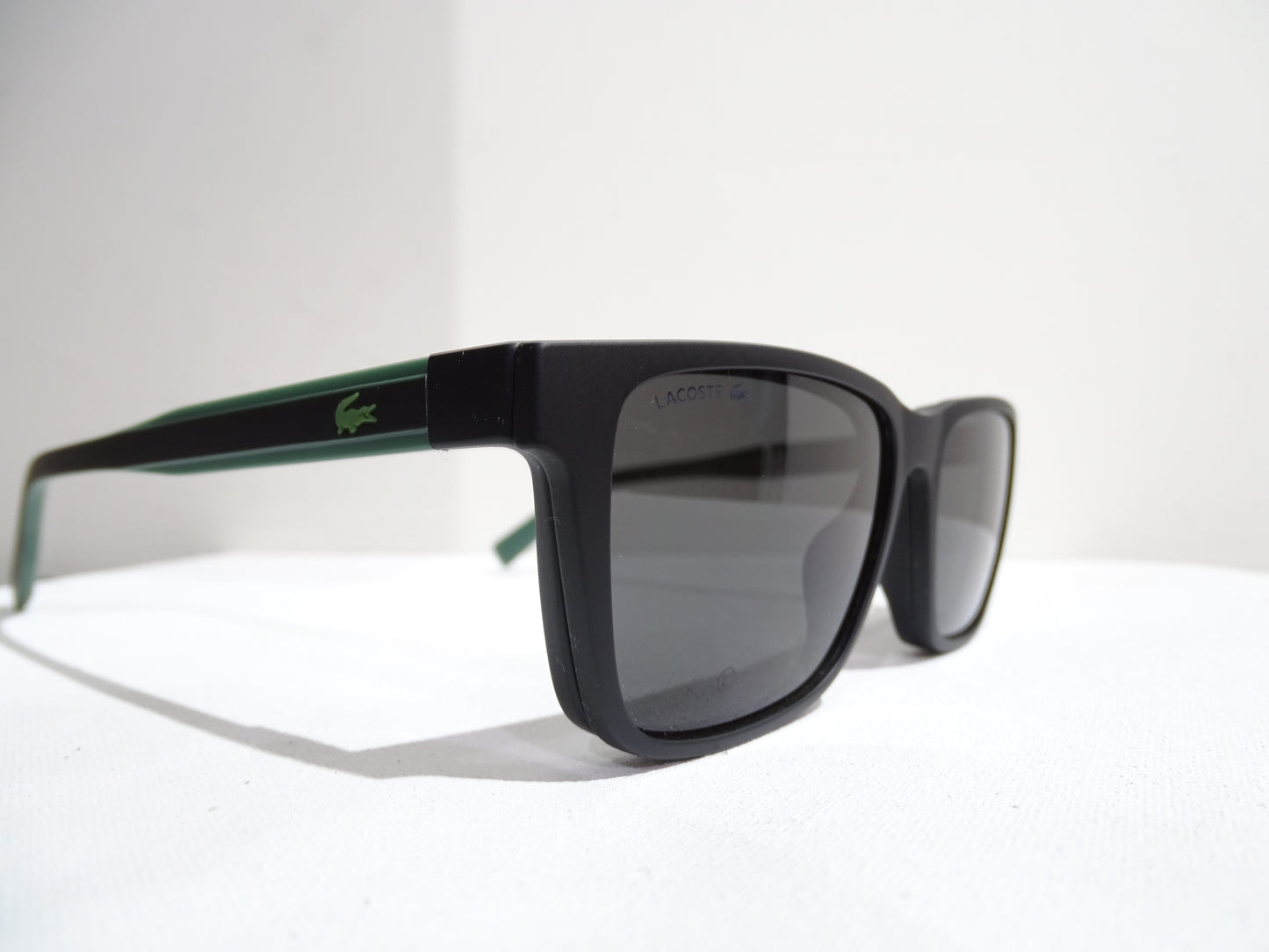 Lacoste Switch Sunglasses L6010MAG-SET