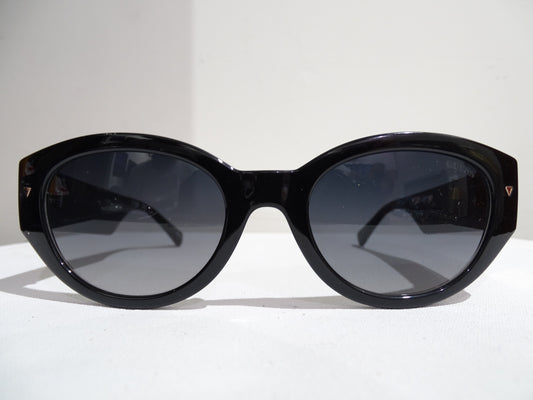 GUESS Sunglasses GU8241